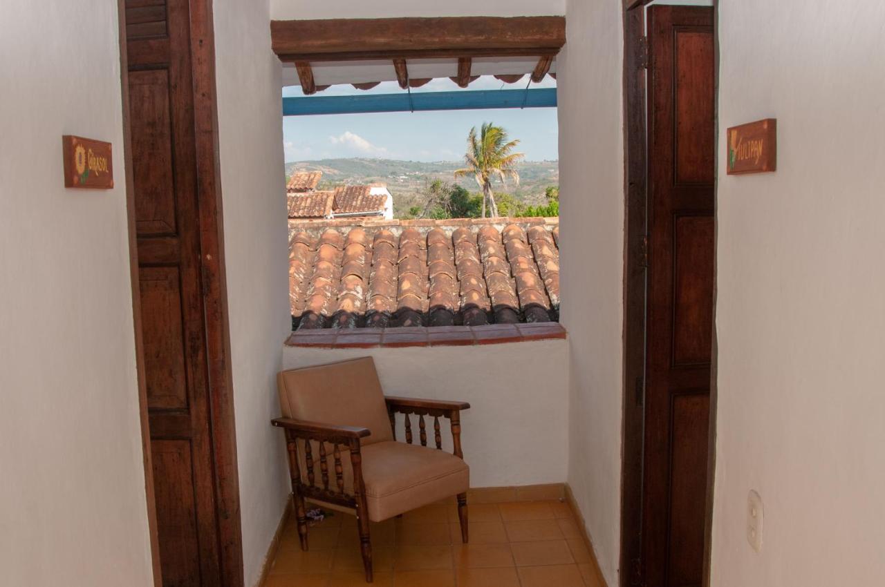 La Juanita Hostel Barichara Ngoại thất bức ảnh
